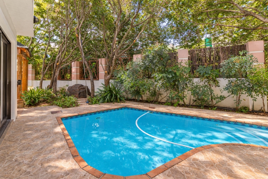 5 Bedroom Property for Sale in Caribbean Beach Club North West